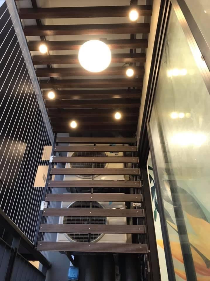 khung composite che cục nóng
