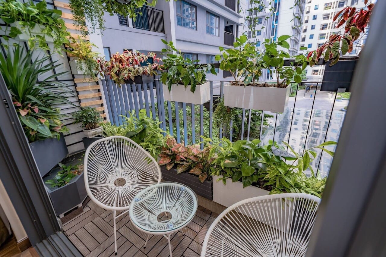 mẫu ban công hiện đại sang trọng