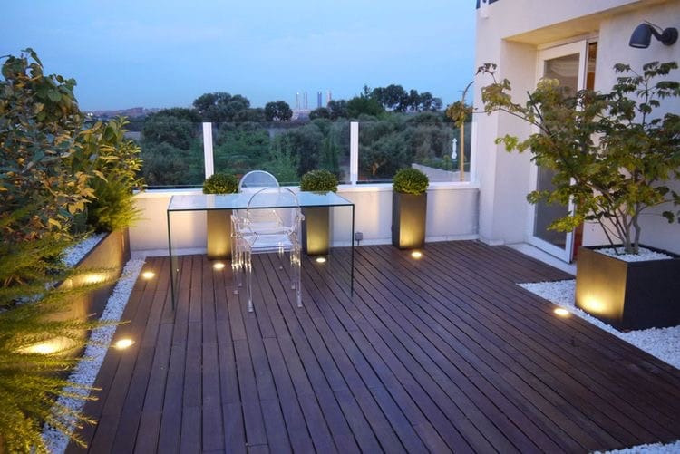 mẫu sân thượng phong cách hiện đại châu âu
