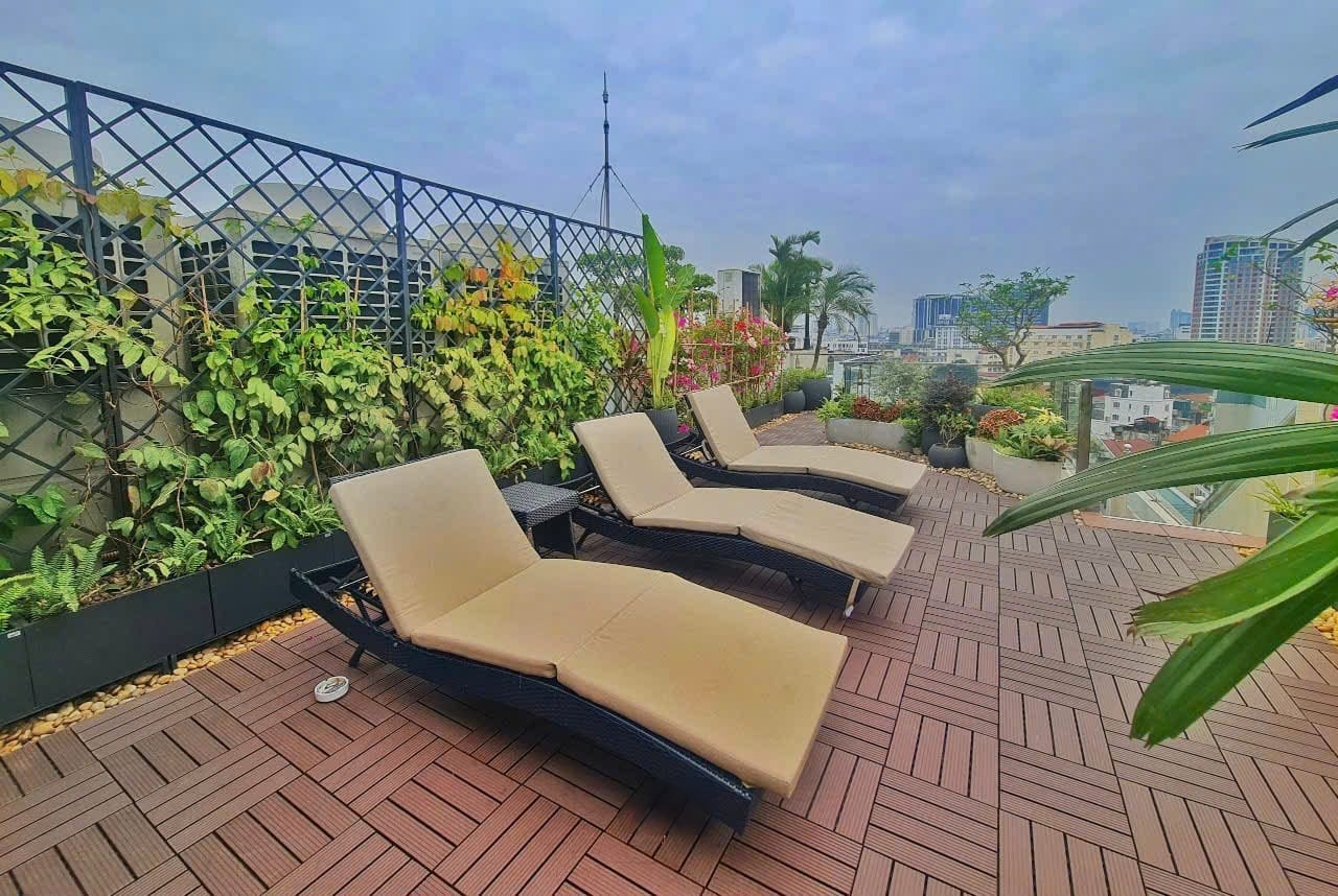 thiết kế trang trí sân thượng