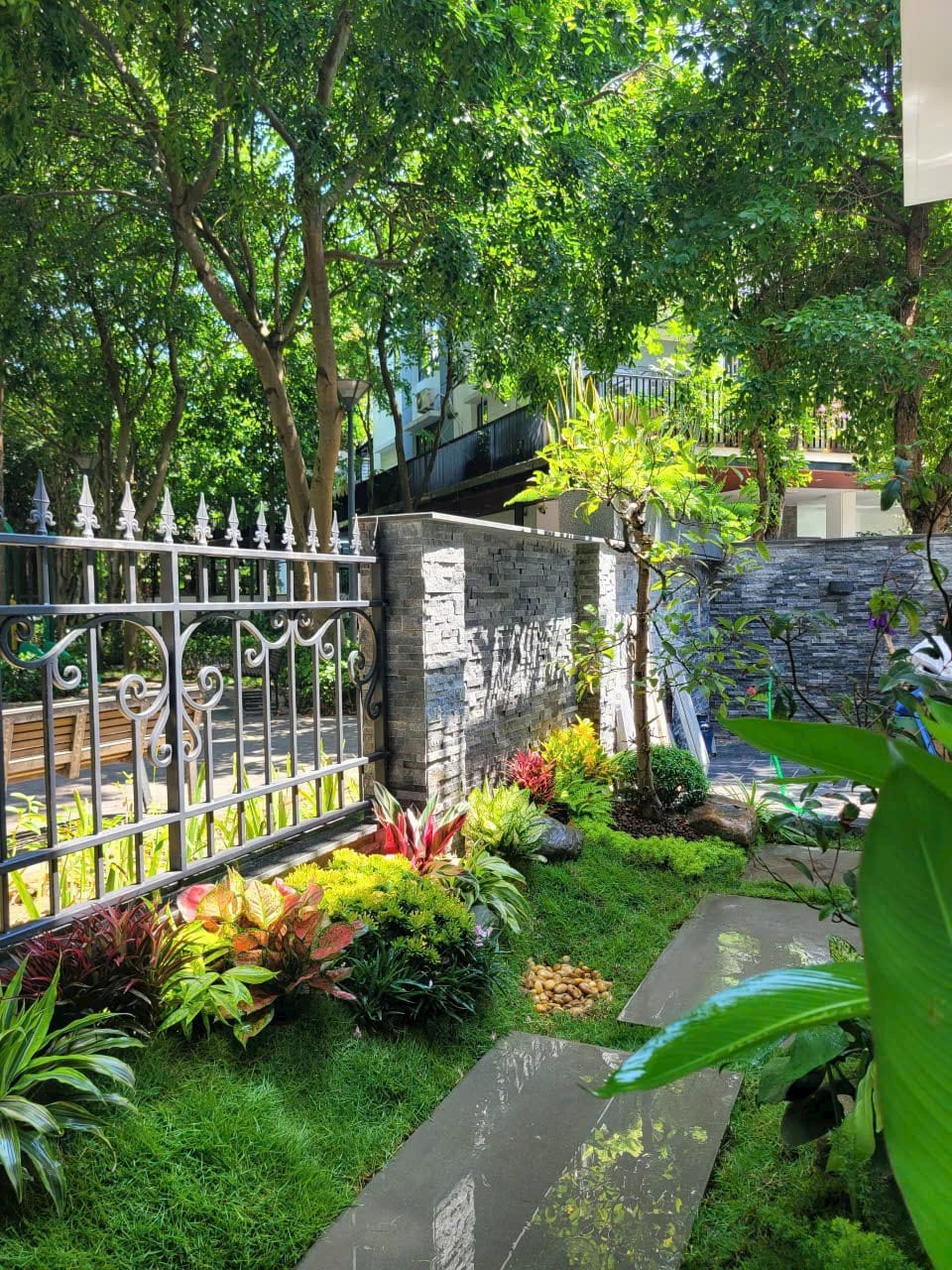 trang trí sân vườn cảnh quan